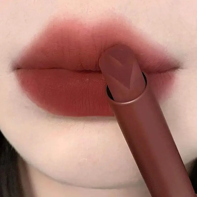 Retro Rose Matte Lipstick With Velvety Soft Creamy Texture Smooth Non-Drying Anti-Lip Lines Long Lasting Waterproof Smudge Proof Non-Stick Cup Brightening For Students Daily Dating Vintage Looks Lightweight Comfortable High Grade Misty Lip Makeup Cosmetic
