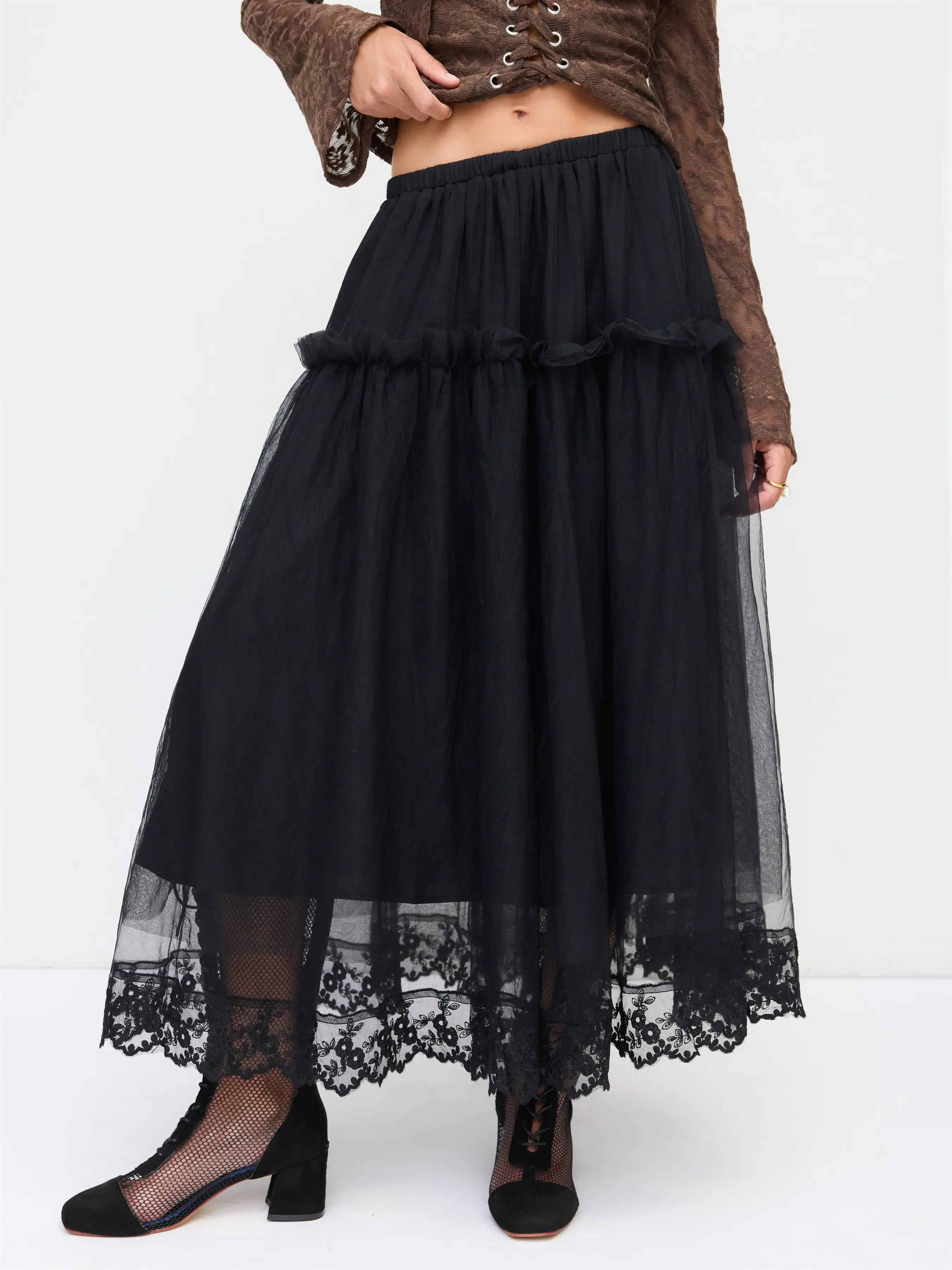 Cider Mesh Mid Rise Lace Trim Ruched Tulle Midi Skirt