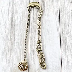 Coastal-Inspired Metal Dolphin Bookmark with Seashell Dangle Chain Charm Functional & Beautiful Reading Accessory