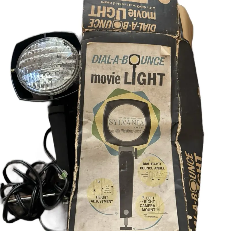 Sylvania Antique Movie Light with Left Camera Mount, Height Adjustment, Dial Bounce Feature, Left Camera Mount, Black Handle