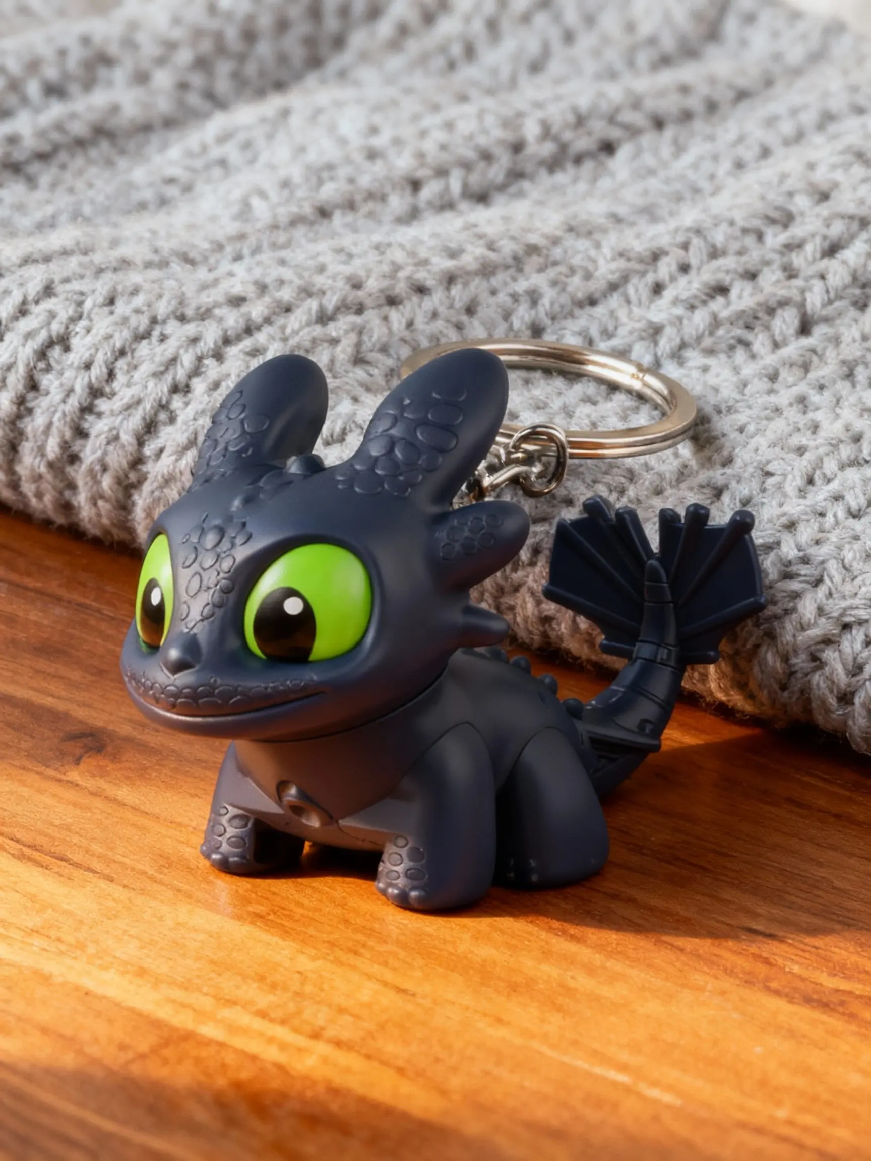 Adorable Toothless Keychain Charm, Moveable & Glowing, Light Up Keys, Unique Birthday Gift, Cute Animal Design, Keychain Kawaii, Aesthetic Keychain, All Seasons Accessory, Keychain Accessories, Cute Keychains