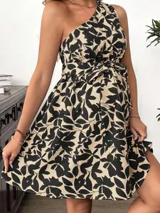 Maternity Floral Print Asymmetric Collar Dress - Elegant Self-Tie Belt Pregnancy Wear
