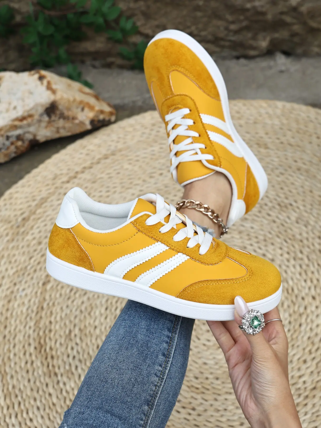2026 Summer New Retro Three Stripes Trainer Shoes for Women, Patchwork Low Top Lace-Up Sneakers, Soft Sole Anti-Slip Breathable Lightweight Sports Shoes