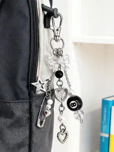 Y2K Dark Style Beaded Keychain Charm, Silver Color Metal Buckle, 8 Billiard Heart Star Pendants, Sweet Cool Bag Accessory