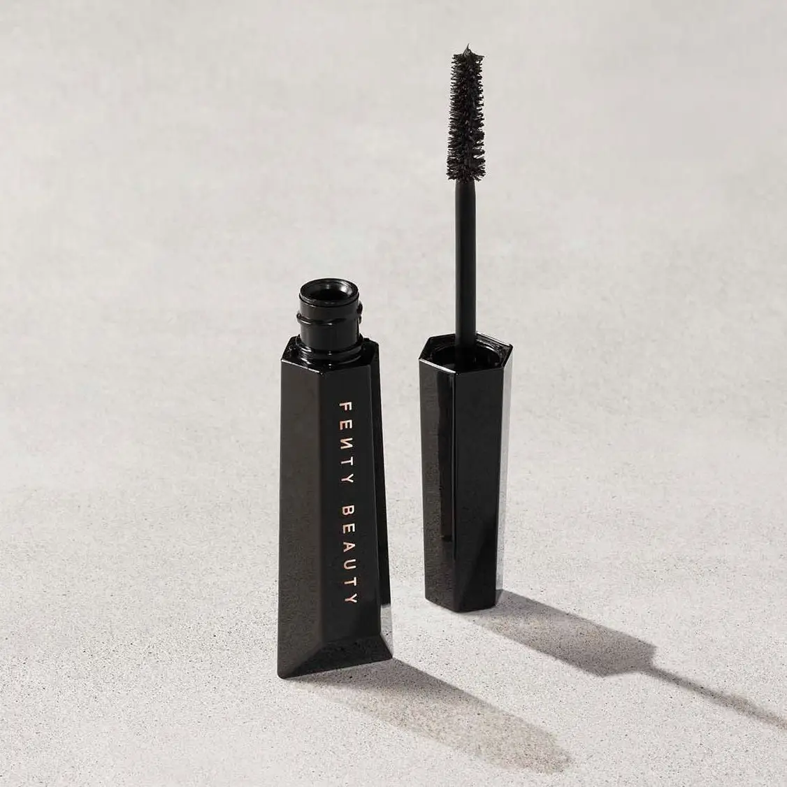 Fenty Beauty Hella Thicc Volumizing Mascara — Cuz I'm Black