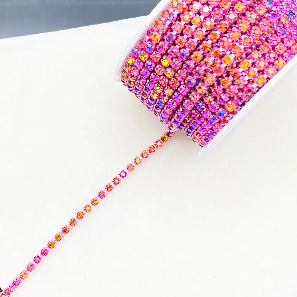 One Piece Long Rhinestone Hand-Stitched Chain DIY Clothing Shoes Bags Decoration, Fashion Handcrafted Accessory for Creative Projects, Trendy Iridescent Chain, Handmade Embellishments