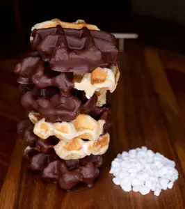Bruges 6-Pack: Vanilla Dipped Chocolate Liège Waffles Bruges 6-Pack: Vanilla Dipped Chocolate Liège Waffles