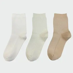 Solid Mid-Calf Casual Socks Natural Organic Cotton Knitted Breathable Crew Socks for Women Comfortable Everyday Wear 1 Pair