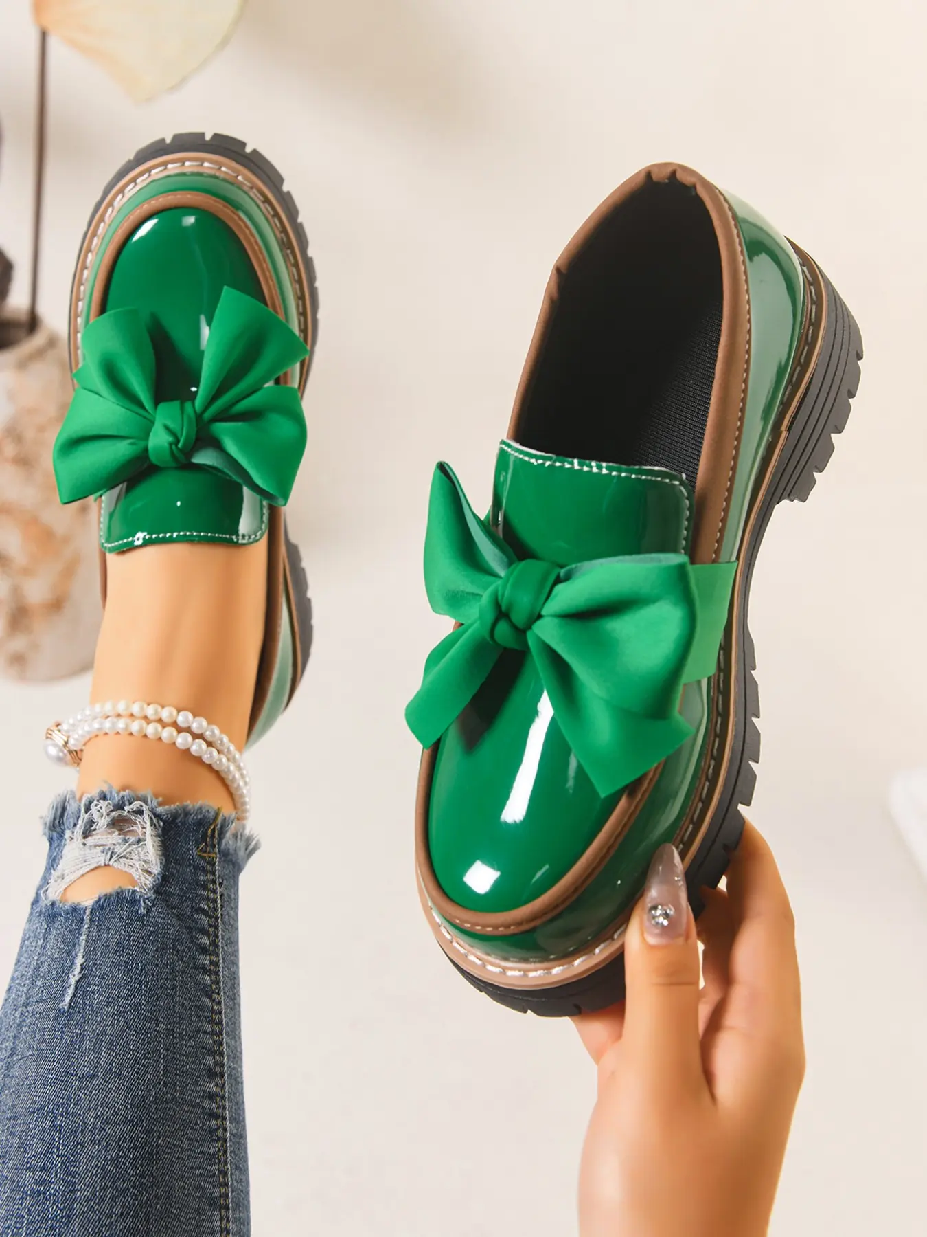 Women's Bow Flat Loafers, Spring Fall Casual PU Leather Shoes, Solid Color Pattern, Below Ankle Height, Comfortable and Stylish