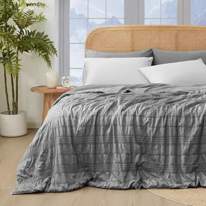 Seersucker Cooling Comforter Queen Size, Q-Max 0.45 Reversible Lightweight Cooling Blanket, Breathable Silk Summer Bedding for Hot Sleepers Night Sweats Dark Grey