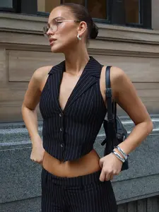 Women's Striped Print  Crop Vest Blazer, Chic Elegant Vest, Street Fashion Casual Sleeveless Outerwear for Daily Outdoor Wear, Ladies Clothes for Summer, Tops