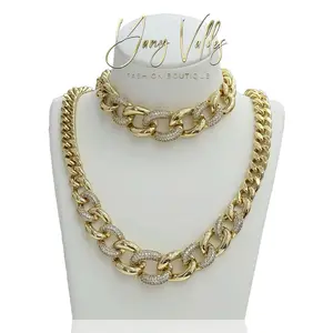 Gold Link Necklace & Bracelet Set – Chunky Statement Jewelry with Sparkling Details