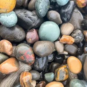 10 Natural agates