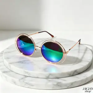 Oversized Round Retro Metal Sunglasses for Unisex, Fashionable Frames with Gradient UV-Protective Lenses, Lightweight Non-Prescription Eyewear for Daily Wear and Party Occasion