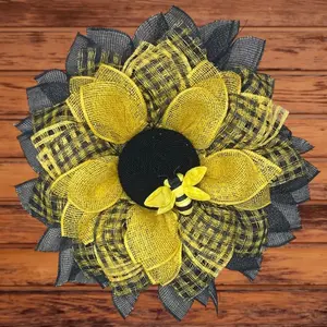 Bee Sunflower Wreath