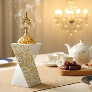 1PC Creative Resin Incense Burner Aromatherapy Scent Diffuser Bedroom Ornament Vintage Aroma Pot Office Desktop Decor Candlelit Dinner Room Atmosphere Wedding Party Confession Table Decoration