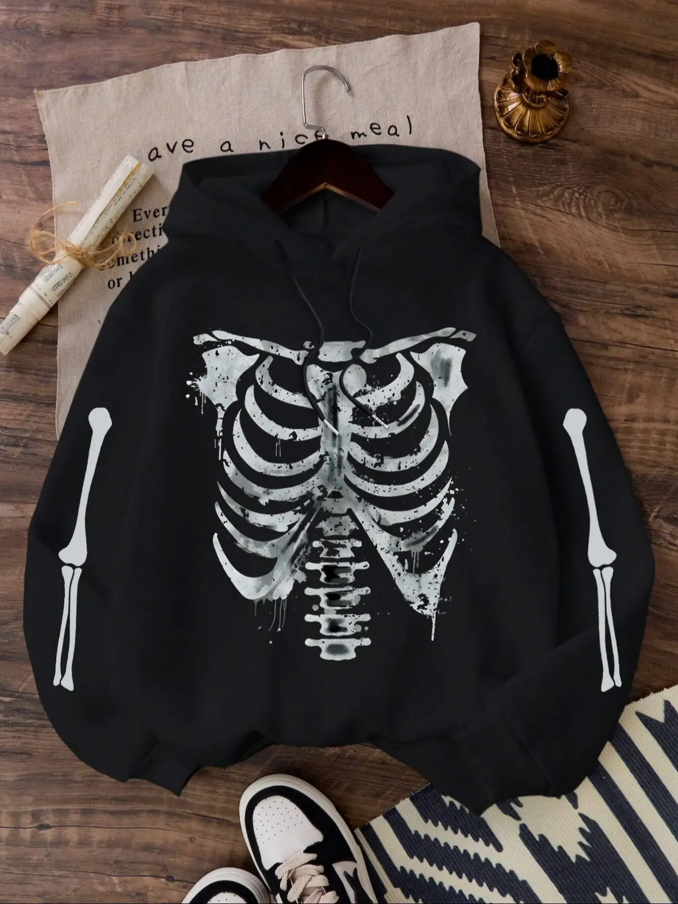 Women's Halloween Bone Pattern Skeleton Hoodie Pullover, Casual Long Sleeve Loose-Fit Top, Unique Fall & Winter Fashion, Comfortable and Stylish Knit Sweatshirts