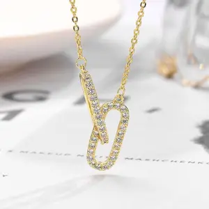 Double oval necklace with interlocking rings, double ring pendant with diamonds, light luxury high-end accessory, new jewelry