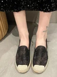 Women's Fashionable Design Slip on Flats, Slip On Style, Casual Comfortable Breathable Lace Upper Shoes, All-match Commuter Shoes for Work & Daily Wear