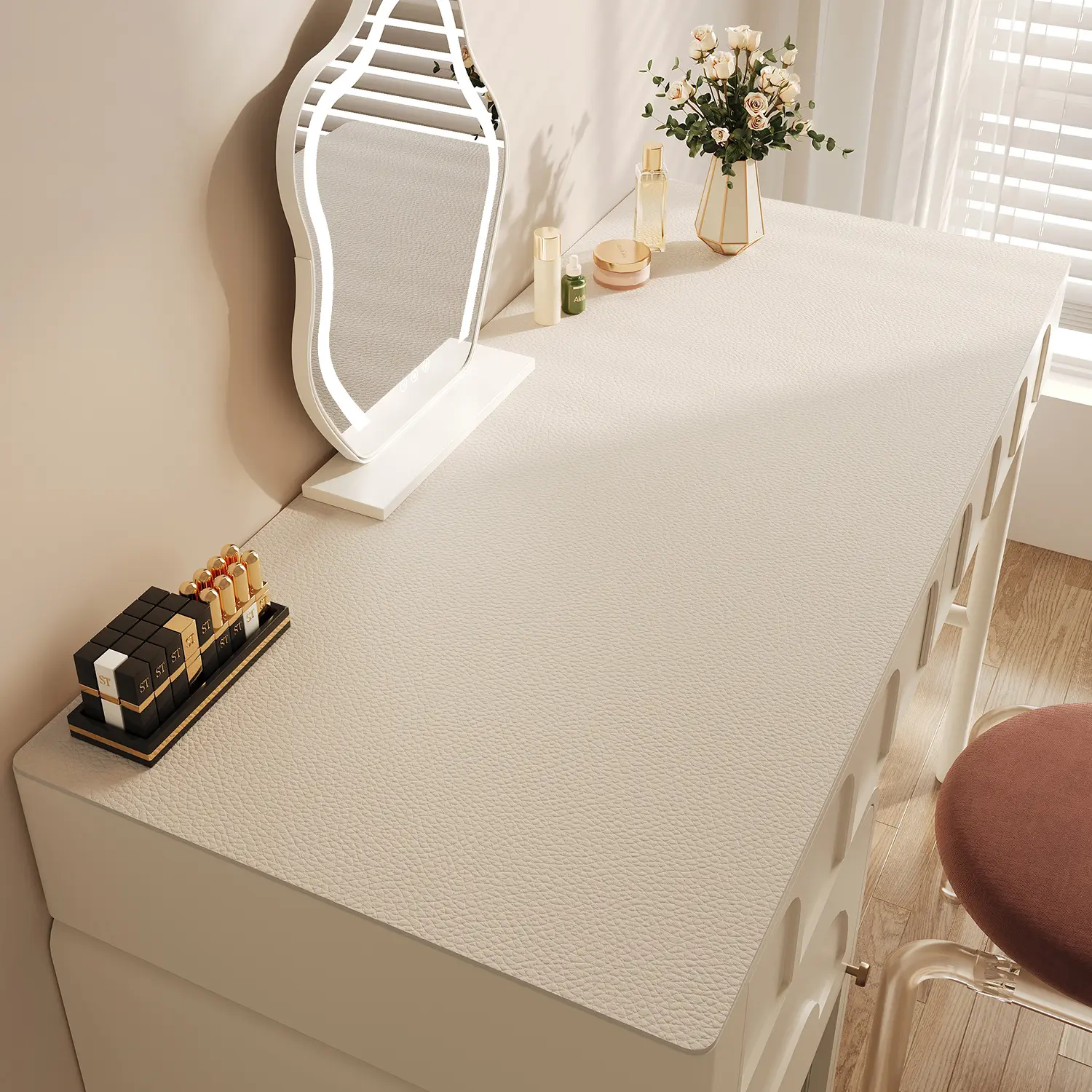 Light Luxury Silicone Dressing Table Mat - Waterproof, Oil-Proof, Washable  Desktop Protector, Multi-Size Matt for Girls' Makeup and Manicure Use -  TikTok Shop