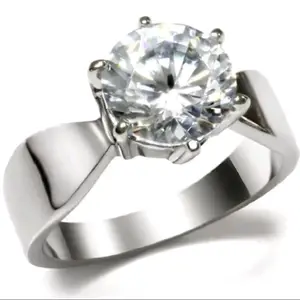 SELAH’S Stainless Steel Classic Solitaire Statement Ring with Brilliant Round-Cut 4 Carat CZ - Waterproof, Hypoallergenic, Non-Tarnish - Size 6