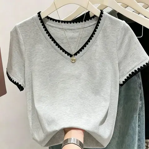 Women's Casual Contrast Binding V-Neck Short Sleeve T-Shirt, Trendy Minimalist Summer Wear, Basic Loose-Fitting Top, Versatile Fashion Piece, Everyday Tops
