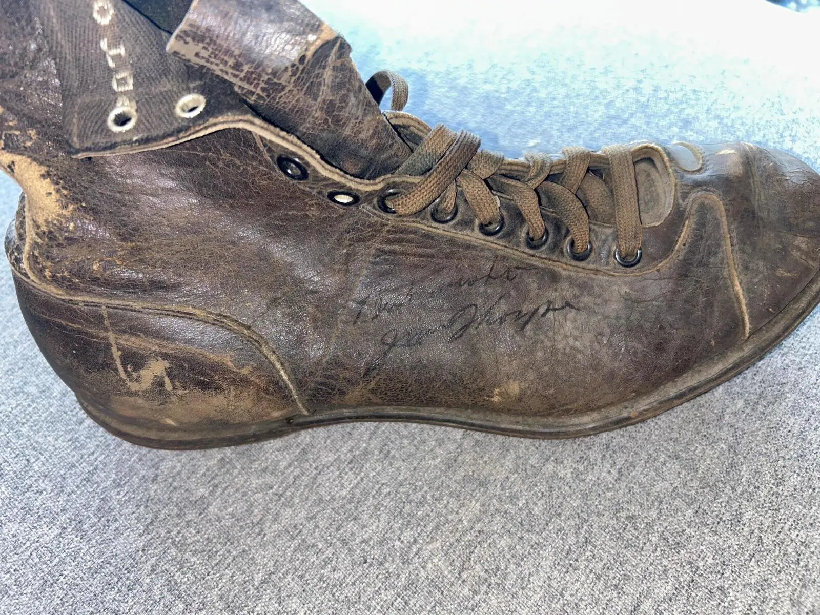 Extremely Rare Jim Thorpe Signed Football Cleat - Spike, W/COA, Football Cleats