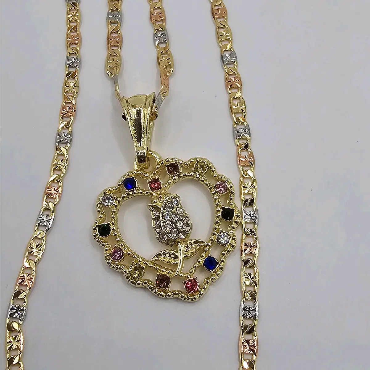 Heart with rose multicolor stone's  fashion necklace gold-plated  style three colors