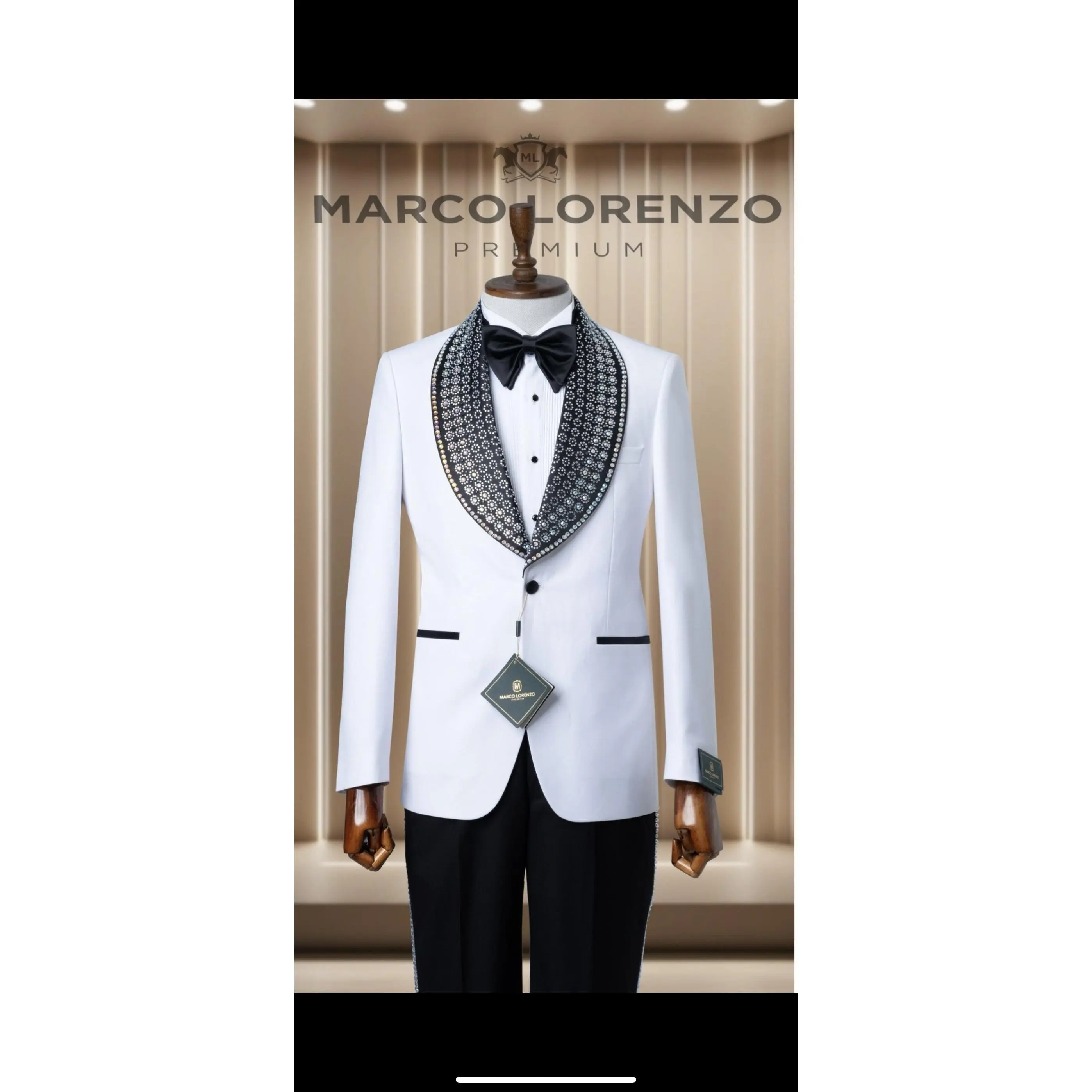 Marco Lorenzo| Slim Fit Wide Collar Studded Tuxedo
