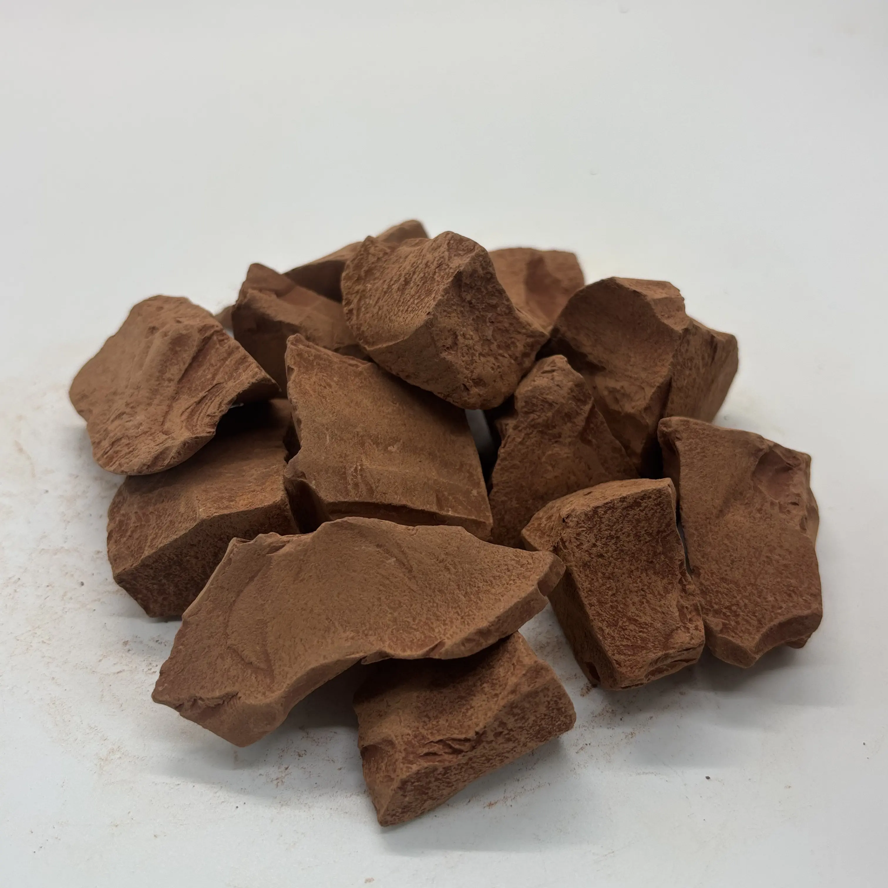 200g(7oz) All-Natural Edible Ural Red Kaolin Cosmetic Clay for Garden Soil - Hard, Brittle Lump, No Additives, Crumbles into Chunks, Turns Slightly Sticky When Wet