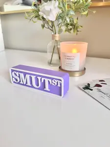 Smut Street Sign - 3D Printed Decorative Bookshelf Sign for Romance & Spice Lovers 5x1.5x1.1 Inches Soft Inviting Vibe Unique Fun Element