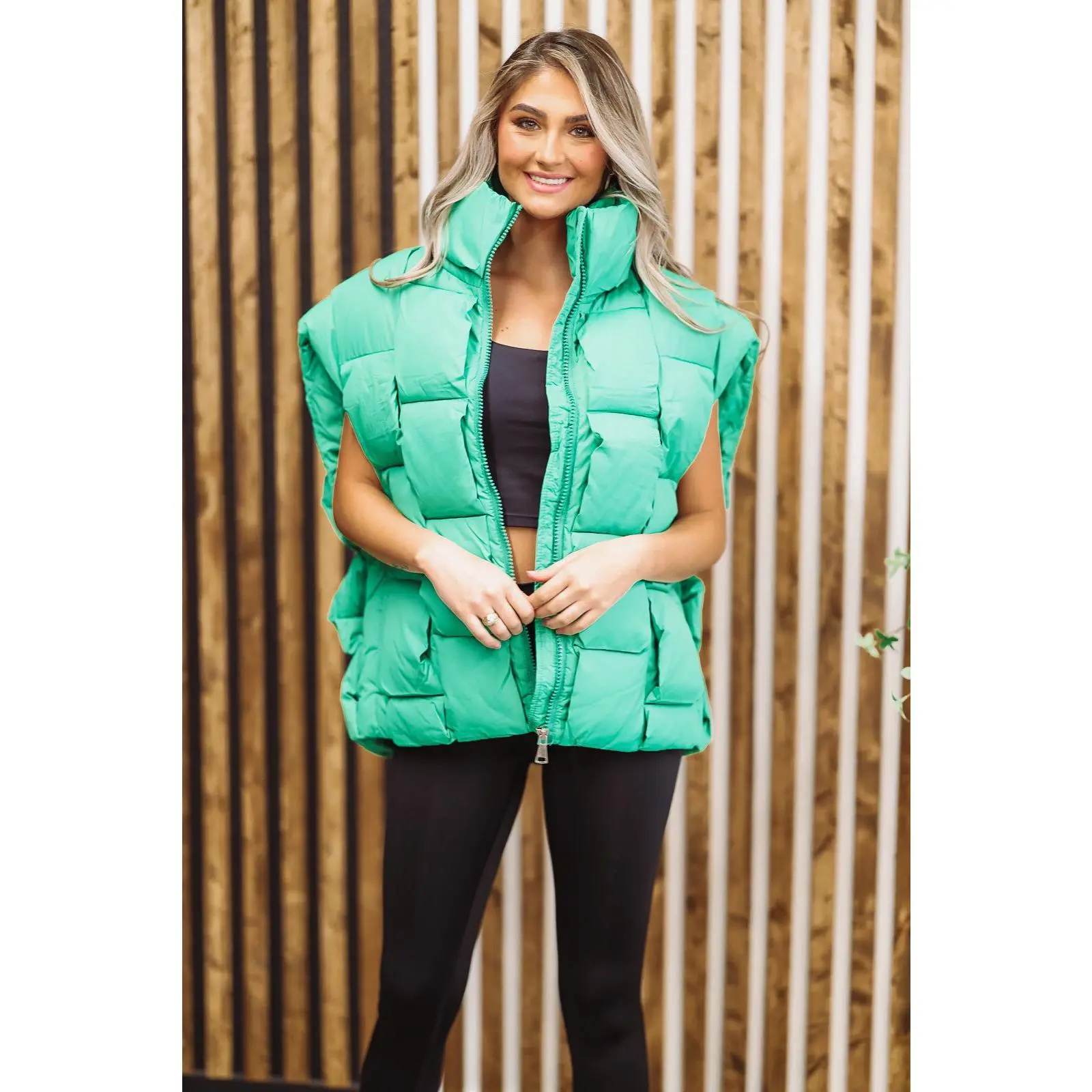 Woven Checks Puffer Vest - Kelly Green