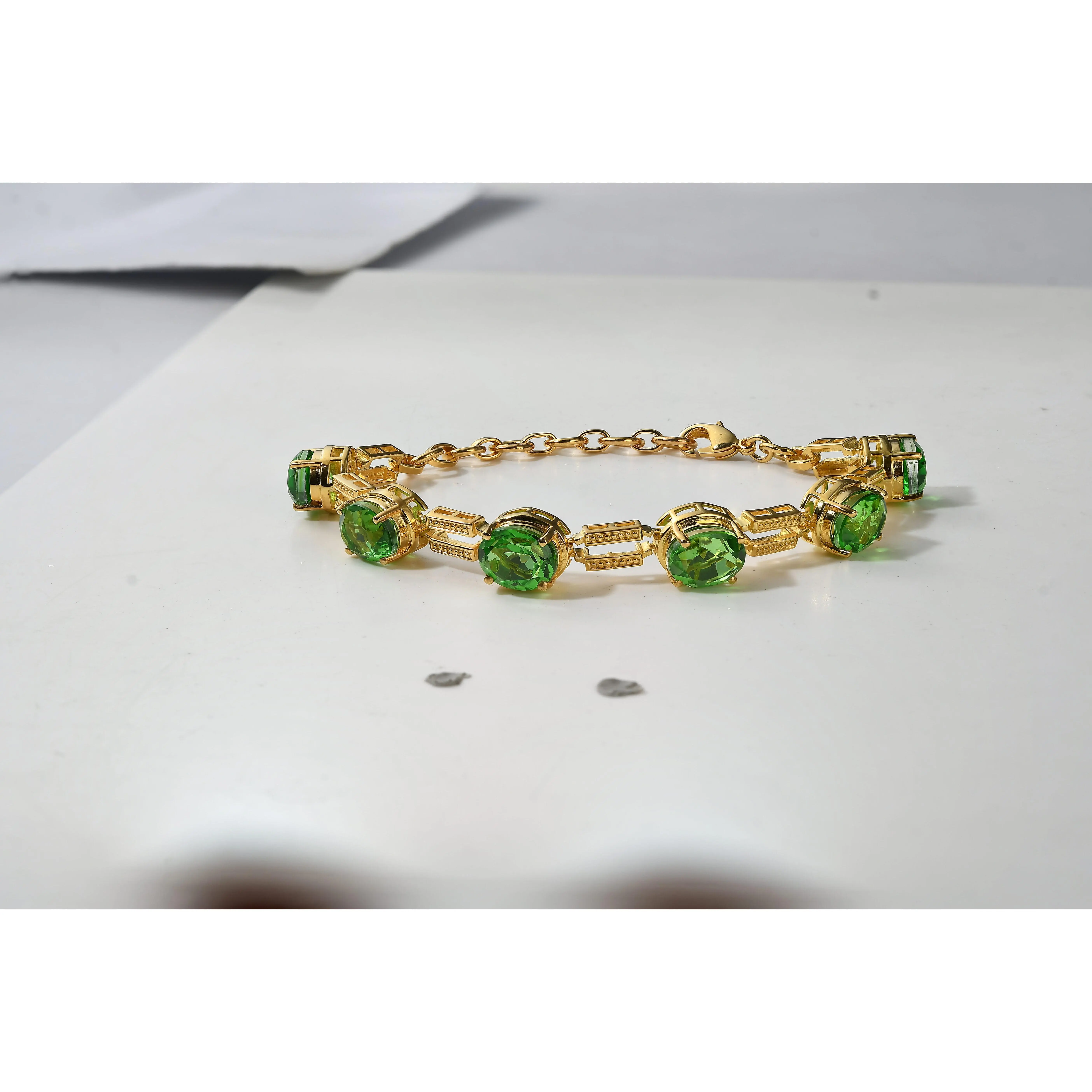 EverTrue Chartreuse Quartz Nature Bloom Bracelet in 18K YG Plated (6.50 In) 16.50 ctw