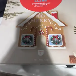 Mondo Llama Gingerbread House Door Sign Kit - Non-Toxic DIY Christmas Decoration Set for Festive Home Decor