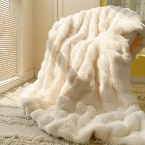 Multifunctional Plush Blanket, Soft & Cozy Throw for Home Decor, Travel Essentials, Ideal Gift for Christmas, All-Season Use