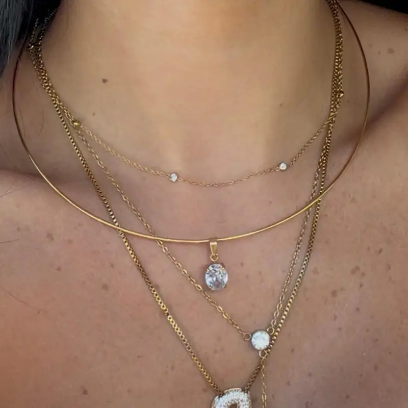 EVRY JEWELS Gold or Silver Plated Women's Hypoallergenic Main Character Necklace