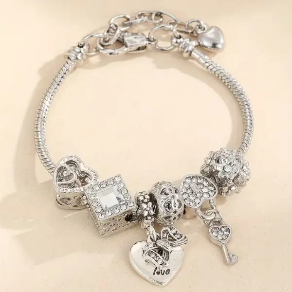 Halloween Fall Gift Stylish Wholesale Accessories: Elegant Panjia Peach Heart Flower Ladies' Bracelets - European & American Designs