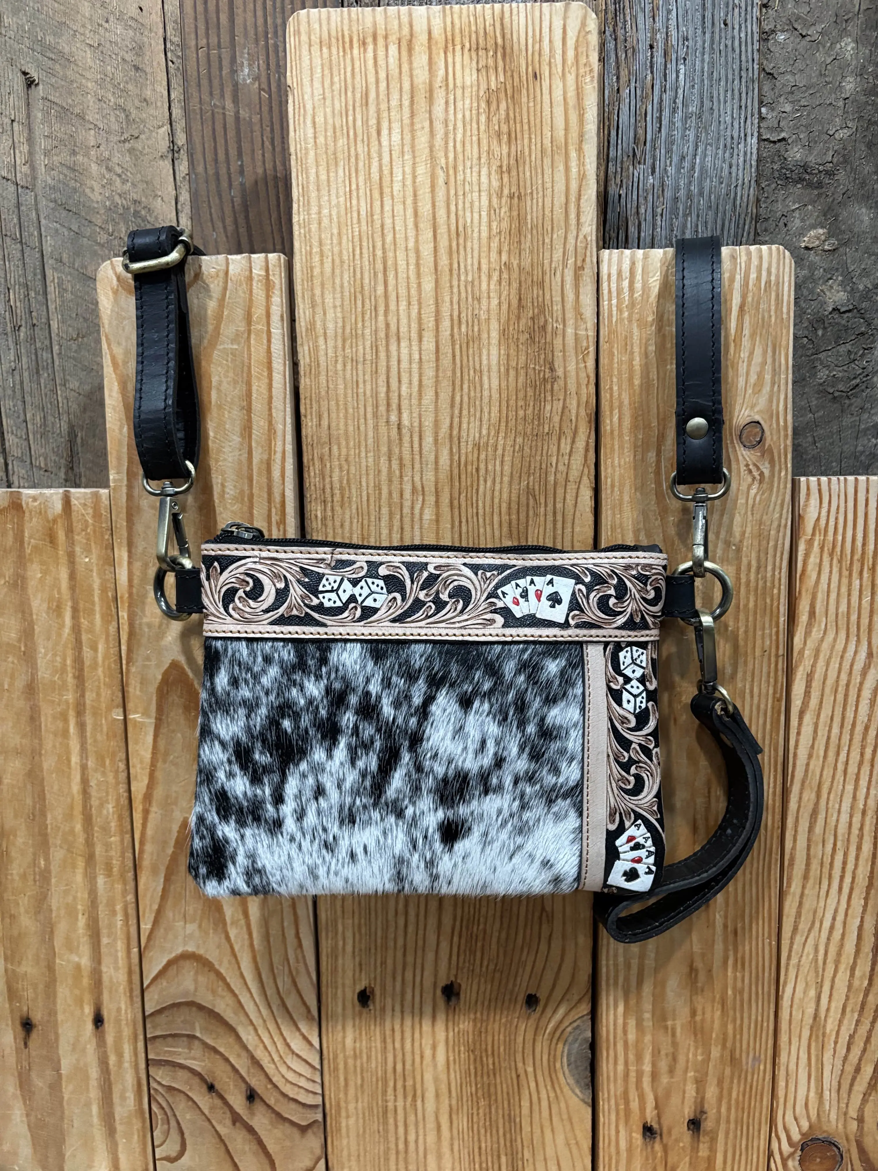 Small Western Crossbody Wristlet! Small Western Crossbody Wristlet!