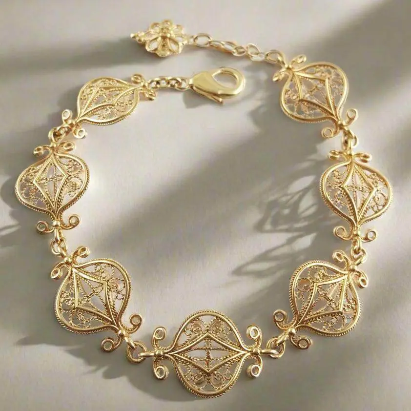 Gold Plated Bronze Filigree Bracelet with Elegant Floral Design