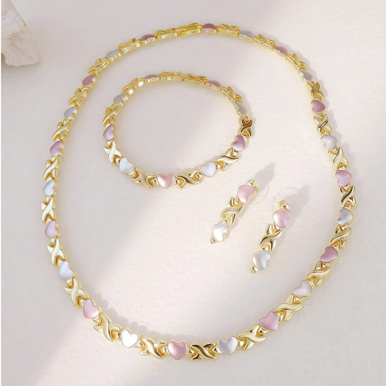 Royal-Inspired Color XO Heart Necklace & Bracelet & Earrings Set, Matching Jewelry Set, Casual Style Metal Chain Design Jewelry for All Seasons, Complete Accessories Set, Fashionable Jewelry Set, Trendy Jewelry Set, Jewellery Gift Set