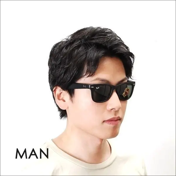 Ray-Ban Black Polarized Sunglasses – Glossy Frame with UV400 Lens Protection for Men & Women