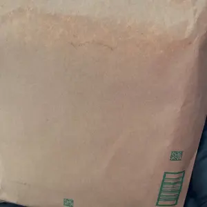 product review image from T** H**y W**r 1