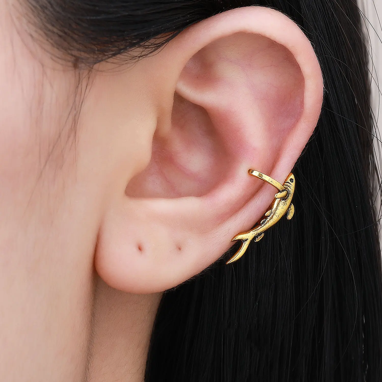 Shark dolphin ear clip fish ear bone clip one pair for men and women Shark dolphin ear clip fish ear bone clip one pair for men and women