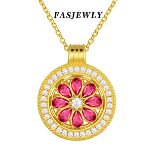 Fasjewly 14K Gold Plated Rotating Compass Necklace 5A Cubic Zirconia Fashion Necklace Exquisite Luxurious Compass Pendant Exquisite Gift Accessories for Women Anniversary Gifts Jewelry for Women