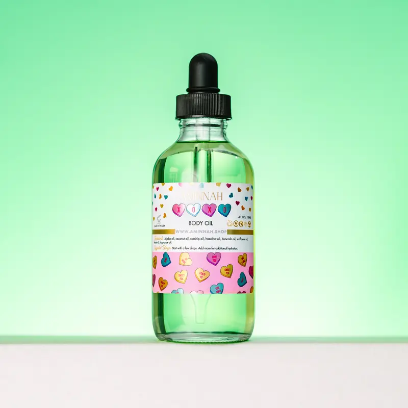 XOXO Scented Strawberry Kiwi Body Oil - Hydrating Natural Cosmetic Body Care Aroma Blend Moisturizer