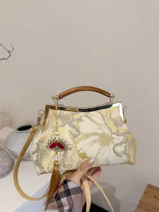 1pc Chinese style gold lotus patterned mouth gold bag for women, Fashion purses, jacquard woven brocade handbag, detachable shoulder strap crossbody bag with fan-shaped tassel pendant, vintage cheongsam dinner bag