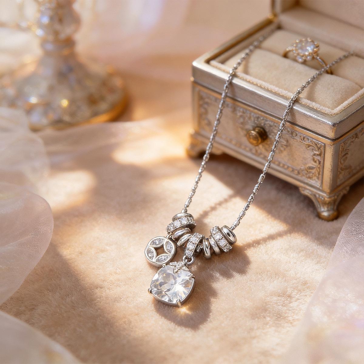 Luxury Sparkling CZ Pendant Necklace, Dainty Silver Plated Clavicle Chain, Elegant Everyday Wear Jewelry, Trendy 2026 Gift for Her