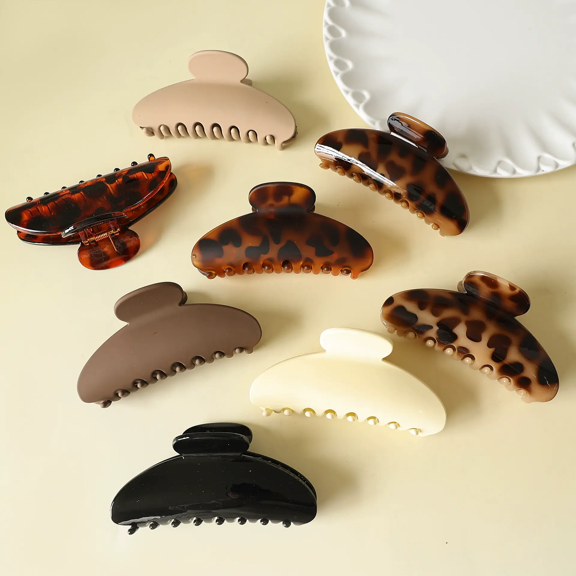 Hair Clip, Hair Accessory, Secure Hold, Daily Styling