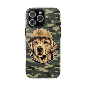 Camo Dog Phone Case – Golden Retriever with Hat on Camouflage Background – Hunter Style Aesthetic – Compatible with iPhone 7, 8, XR, XS, XS Max, SE, 11–16, 11–16 Pro, Pro Max, Plus – Samsung Galaxy S21–S24 Ultra & Plus – Cool Gift for Dog Lovers, Accessor