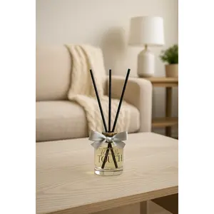 Home By TOUCH Traditional Pine Diffuser Oil Holiday-Inspired Fresh Forest Scent for Cozy Year-Round Atmosphere Relaxation & Festive Mood